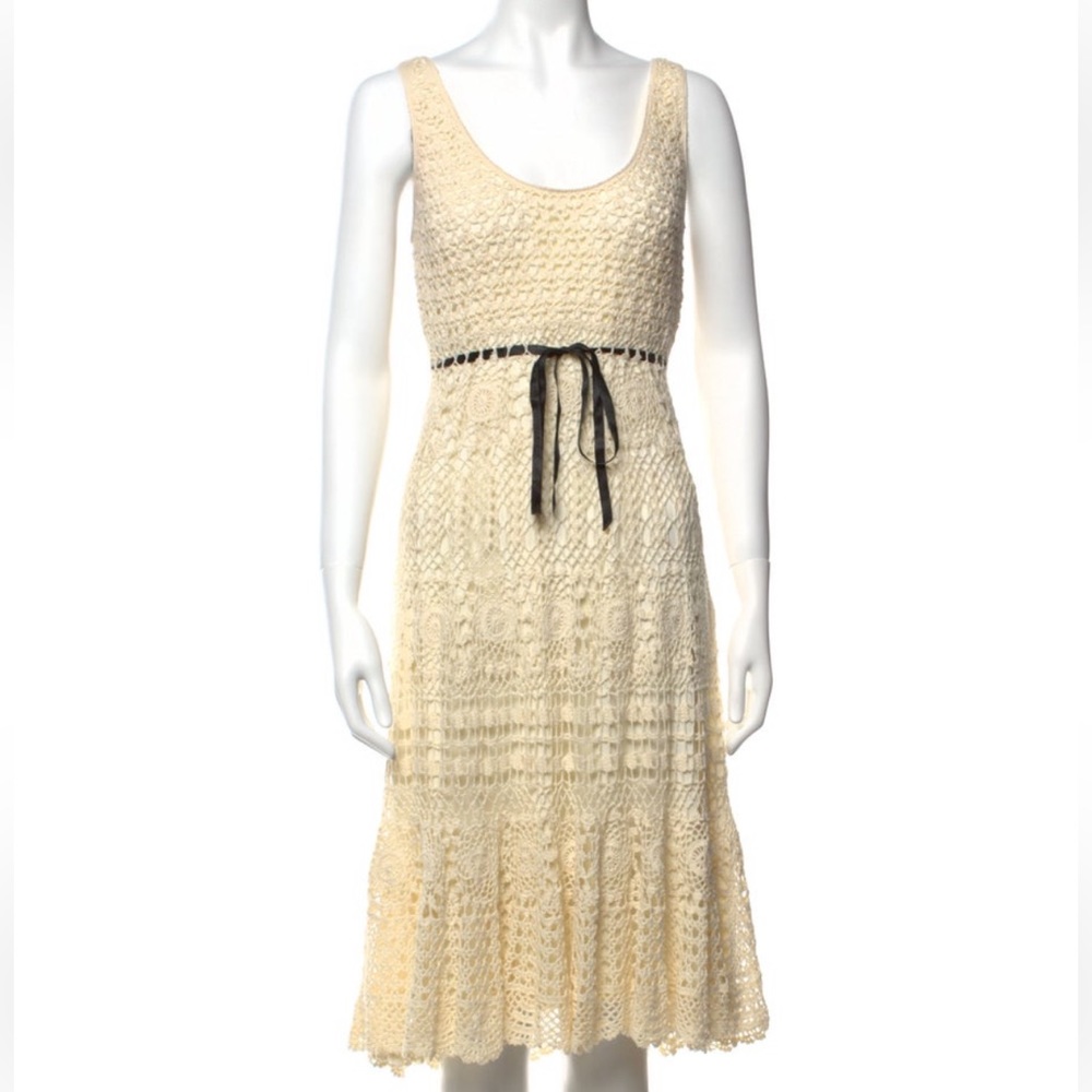 Carmen Marc Valvo Scoop Neck Dress